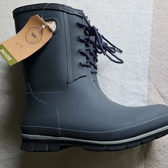 Bogs Lace-Up Waterproof Plush Lined Amanda Boots in Dark Grey - Picture 1 of 9